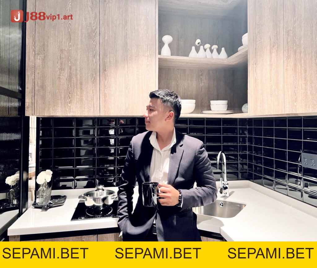 CEO Hoàng Hưng - Nhà Sáng Lập Tài Ba Của Nhà Cái J88 - SEPAMI CEO Hoàng Hưng - Nhà Sáng Lập Tài Ba Của Nhà Cái J88 - SEPAMI